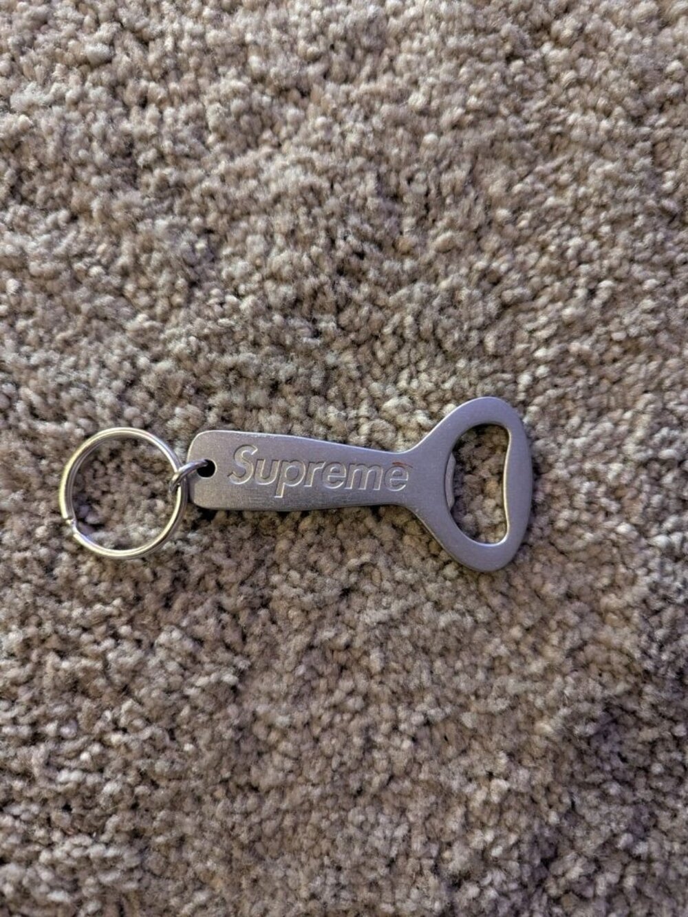 SUPREME Box Logo Rubber Keychain & Bottle Opener Streetwear Accessory Set